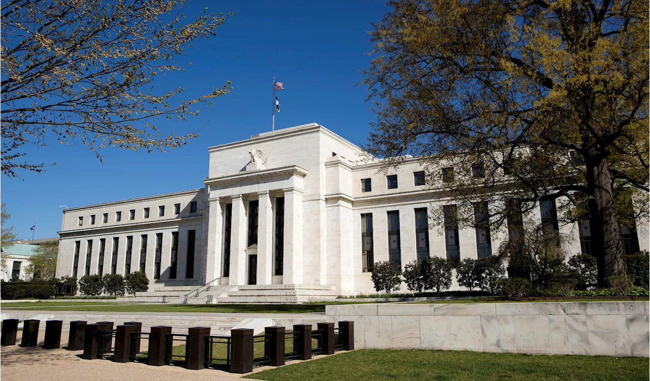 Former Bank of England member predicts Fed will cut rates before ECB