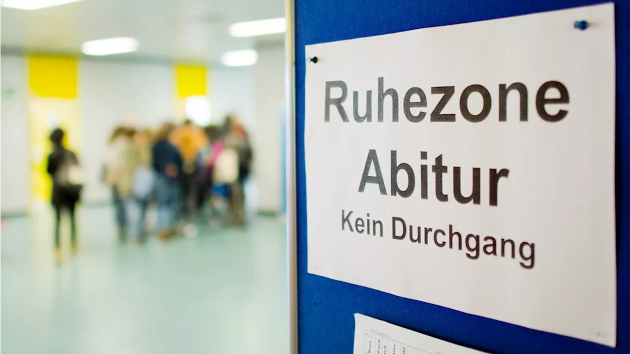 Niedersachsen: Abi-Prüfungen für rund 33.000 Schüler laufen