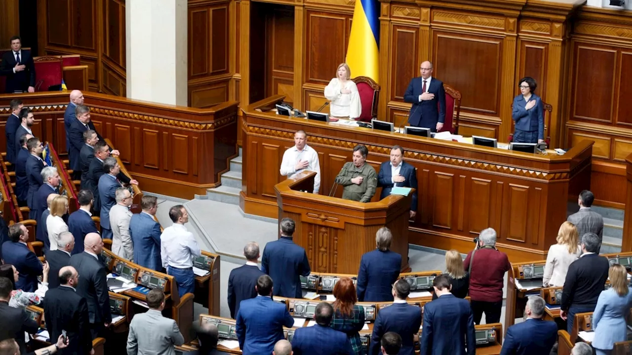 Ukrainian Lawmakers Pass Draft Law on Mandatory Use of Ukrainian Language