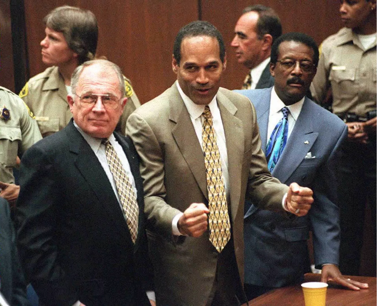 O.J. Simpson, football great whose trial for murder became a phenomenon, dies at 76