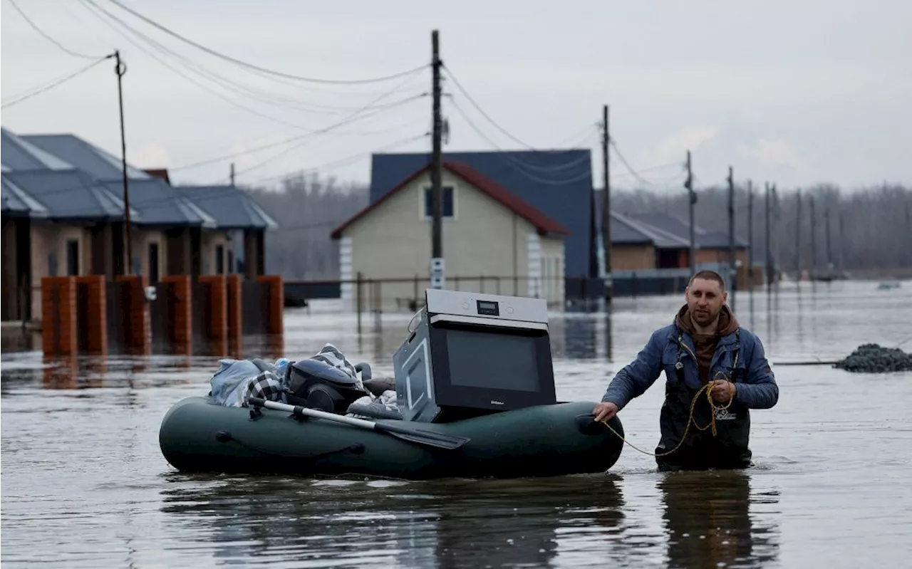 Floods swamp swaths of Russia and Kazakhstan but worse still to come