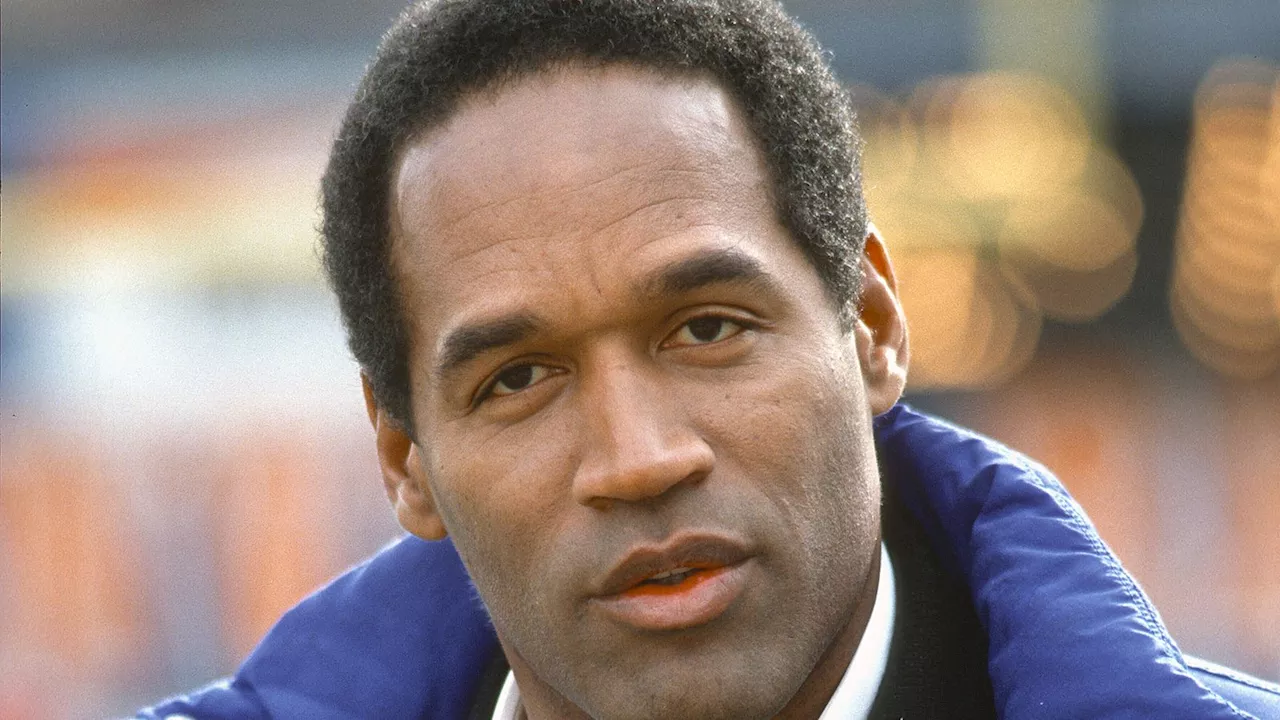 OJ Simpson: Former NFL player dies aged 76 after cancer battle