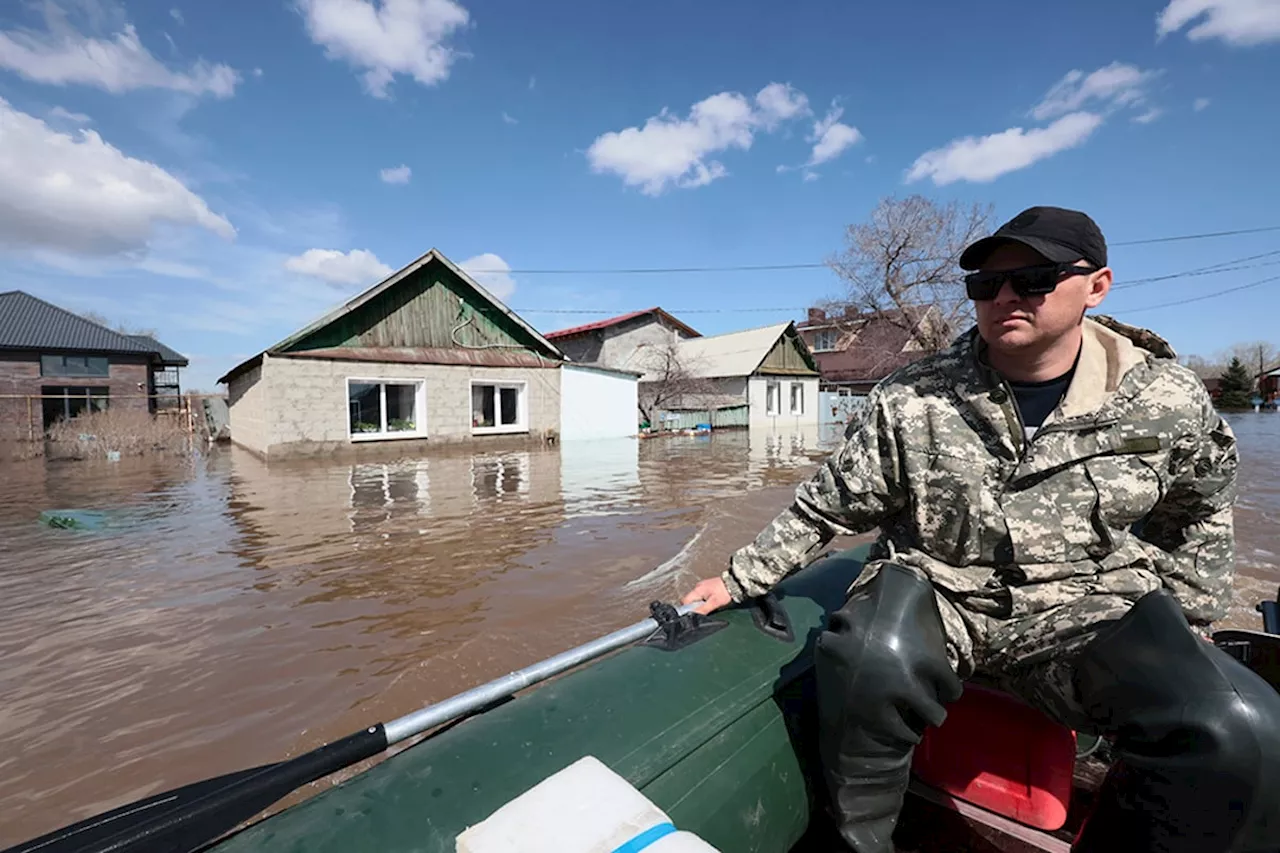 Thousands Evacuated as Flooding Hits Russian Region