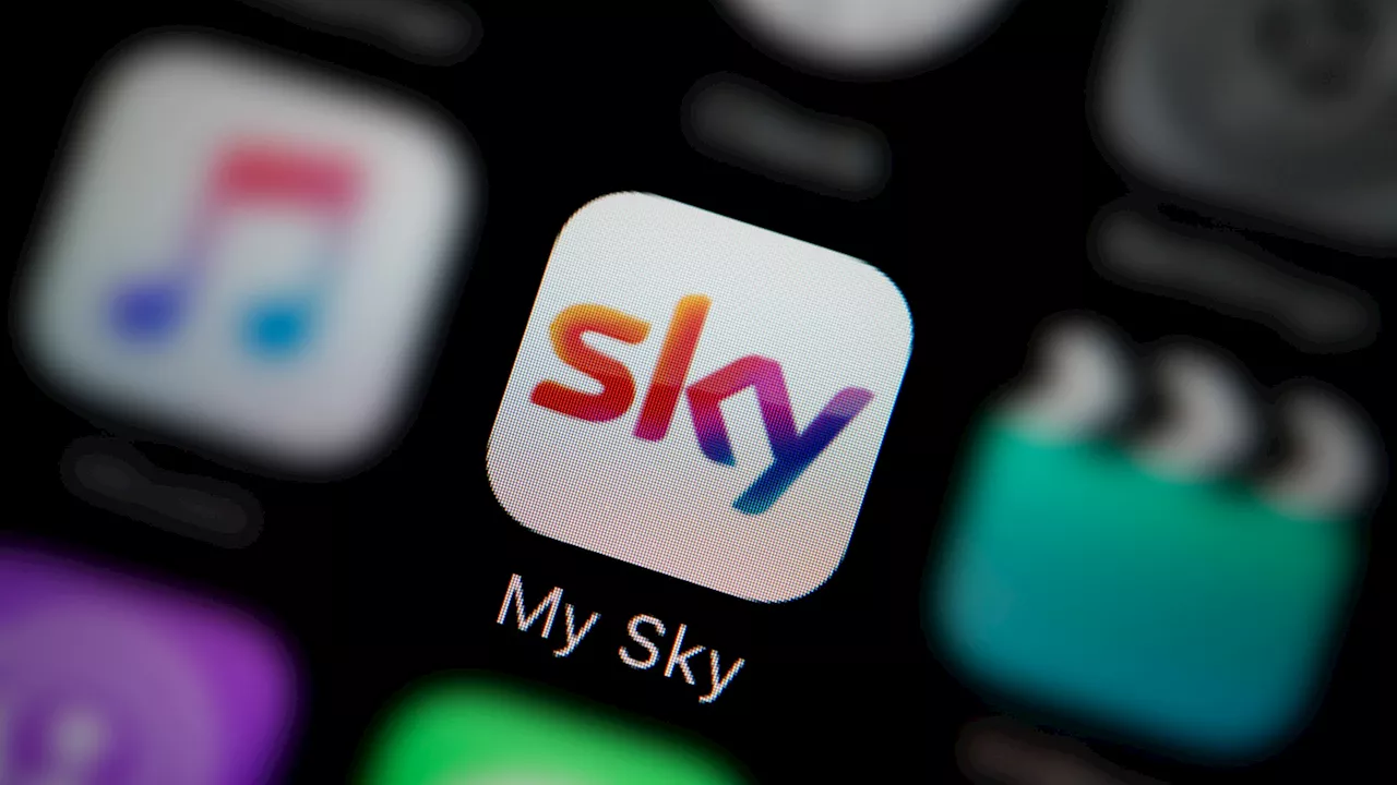 Sky Mobile network down leaving hundreds of customers without mobile and internet ...