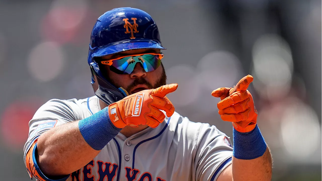 Stewart hits two-run HR to highlight big day for Mets bats in rout of Braves