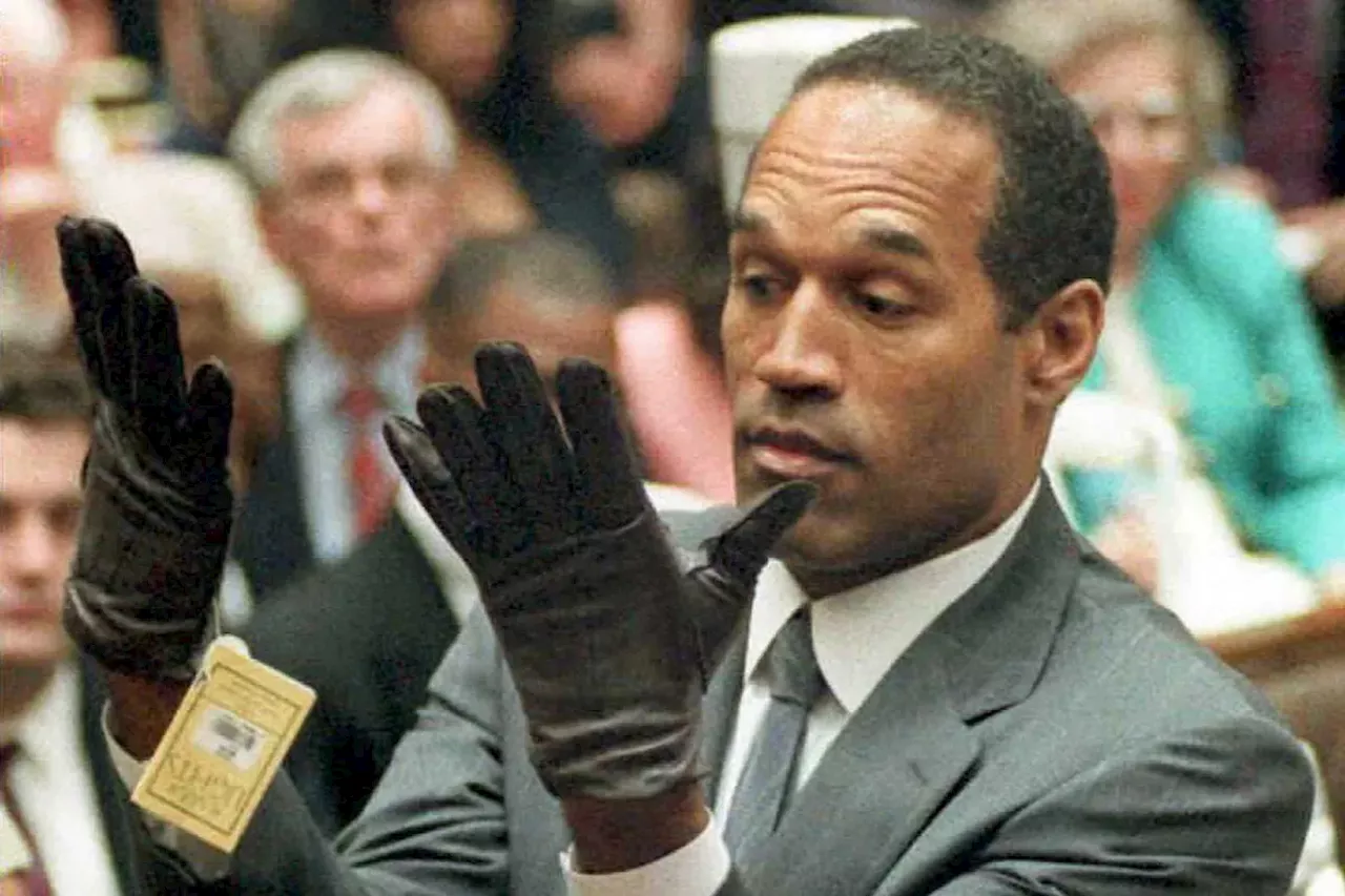 O.J. Simpson: de millonario ídolo acusado de matar a su ex mujer a sobrevivir vendiendo sus autógrafos