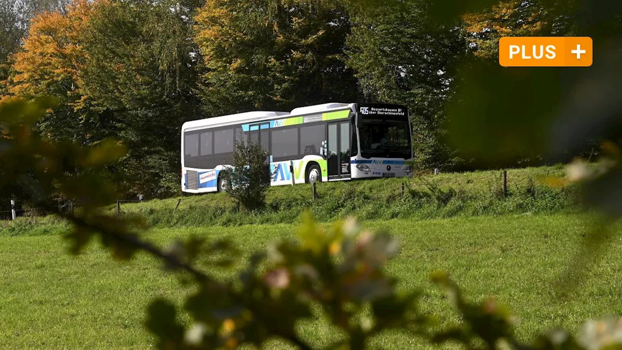 Landrat Sailer ist stocksauer und droht mit Gründung einer Busgesellschaft