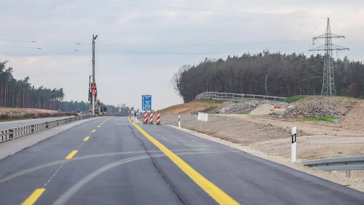 Polizei: Reparatur der Stromleitung über A3 abgeschlossen