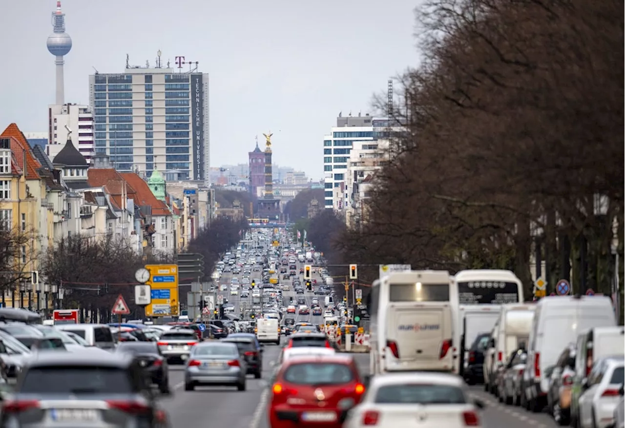 Demos, Events und Sperrungen in Berlin: Hier sind am Wochenende Staus möglich