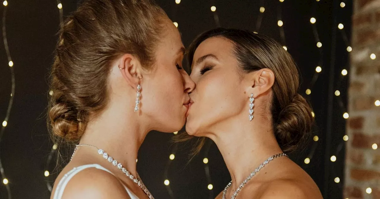 Traumhochzeit bei 'Alles was zählt': Chiara und Ava geben sich das Ja-Wort