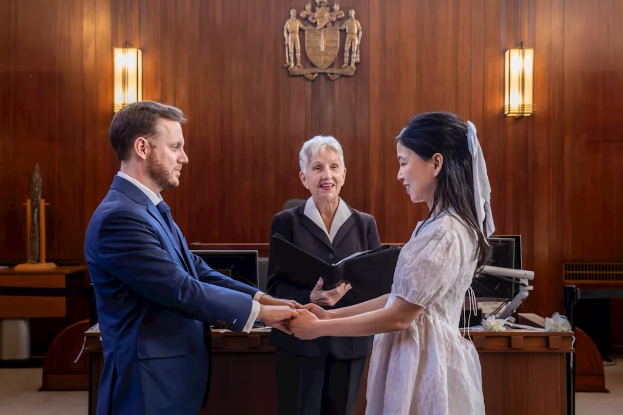 'Micro-weddings' at Vancouver city hall reach almost 600 since 2020