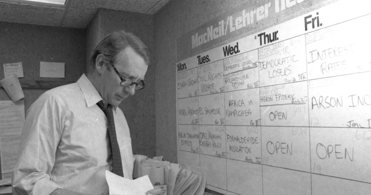 Robert MacNeil, Co-Creator of 'The MacNeil-Lehrer NewsHour,' Dies at 93