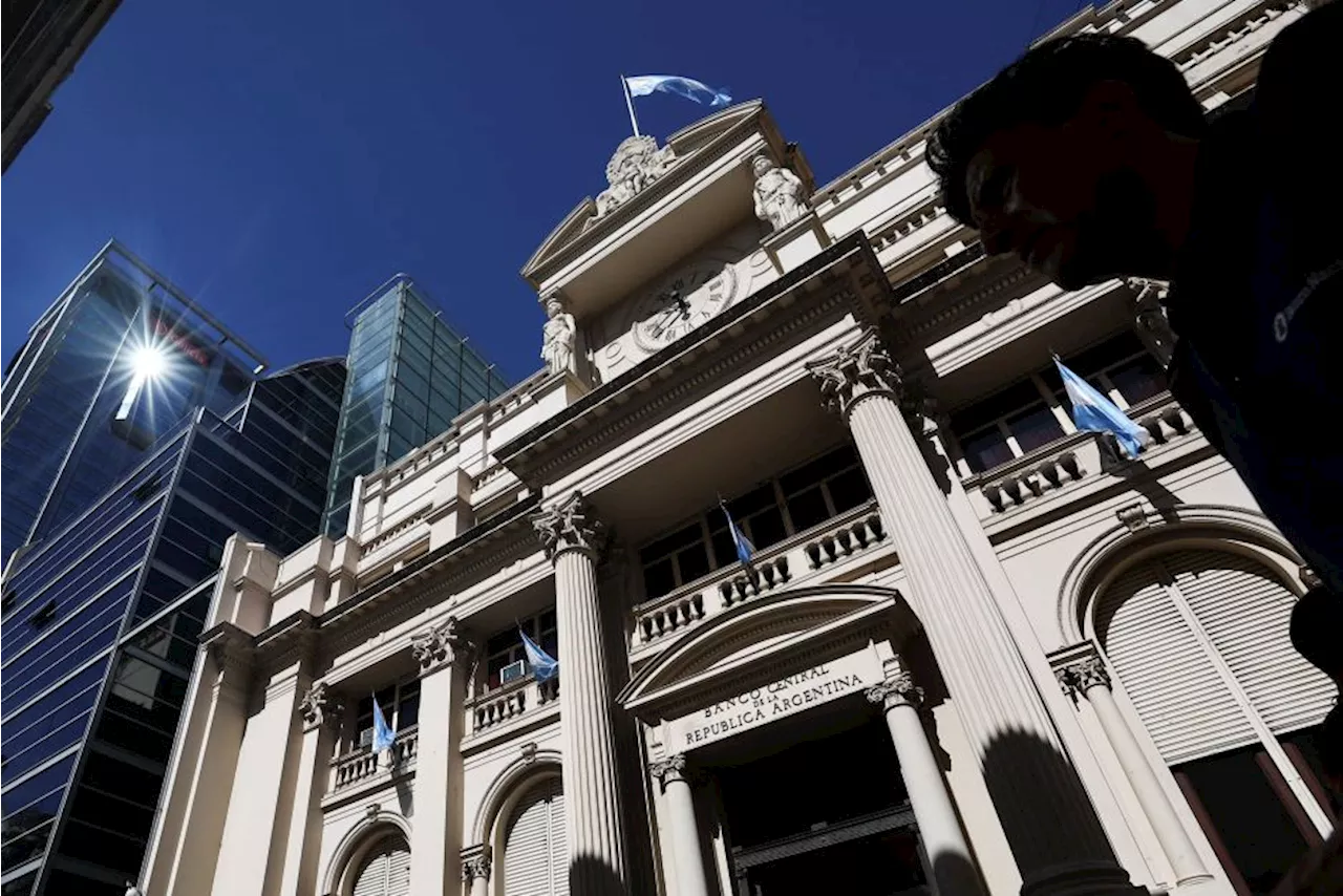 Inflação na Argentina recua e atinge 11% em março; em 12 meses, preços subiram 288%