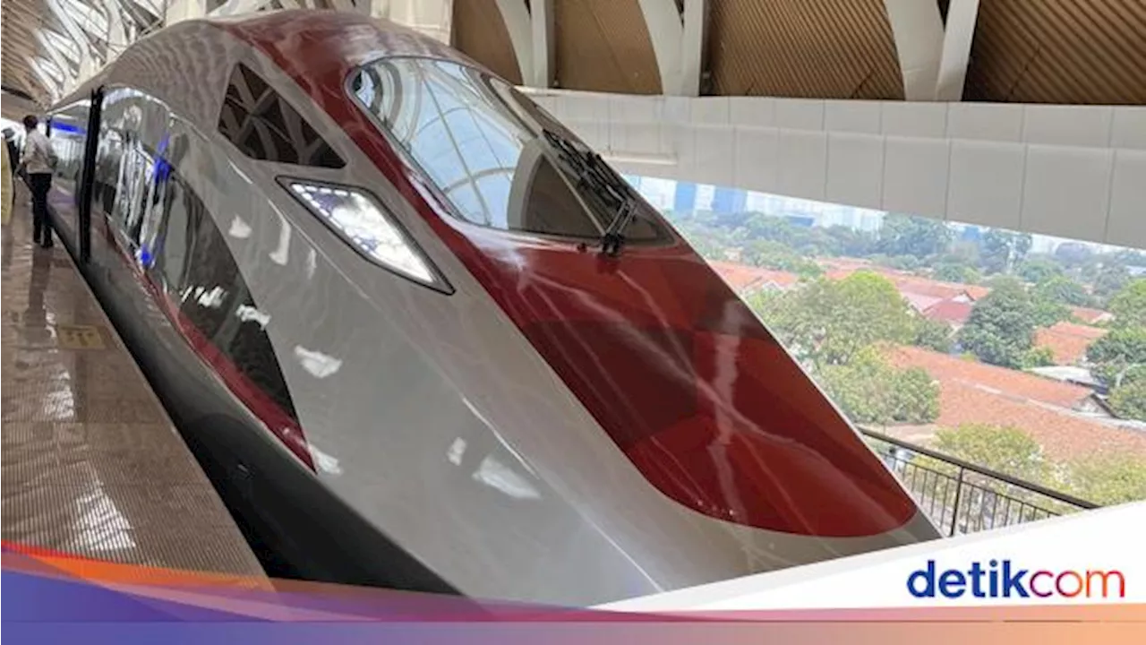 Ada Air Masuk ke Dalam Kereta Whoosh, KCIC Minta Maaf