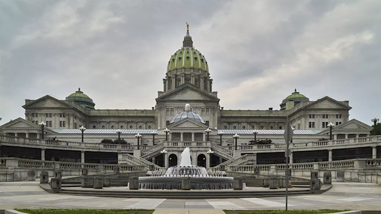 Consumers would be notified of AI-generated content under Pennsylvania bill