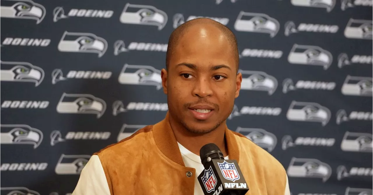 Geno Smith, Tyler Lockett, and others adjusting to new Seahawks head coach