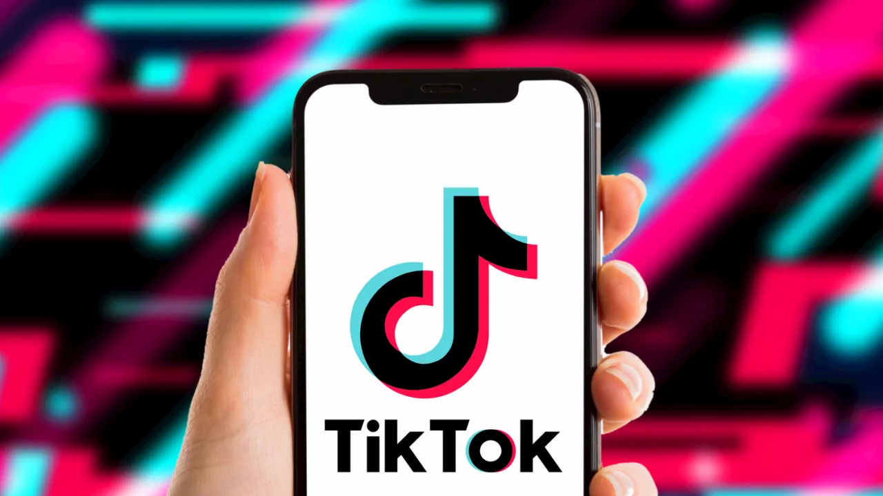 TikTok Tests AI Virtual Influencers for E-commerce Amidst Rising Concerns