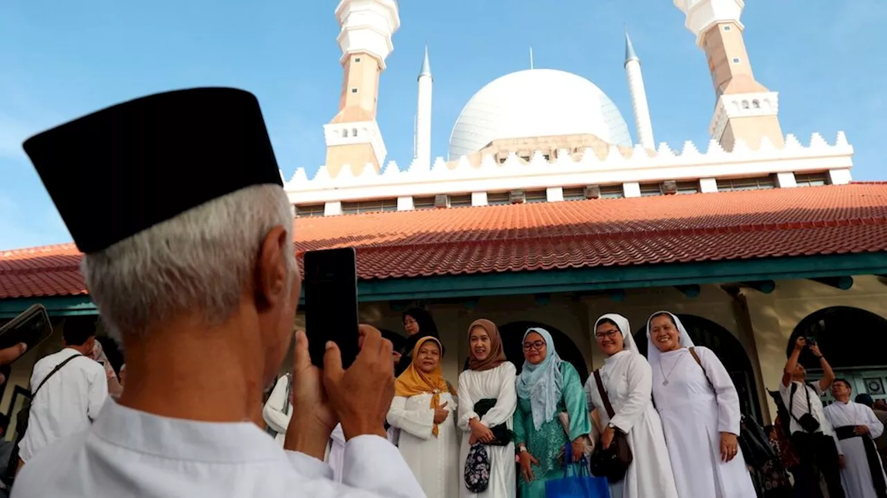 Jajak Pendapat ”Kompas”: Perayaan Idul Fitri di Indonesia, Satu Tradisi untuk Semua