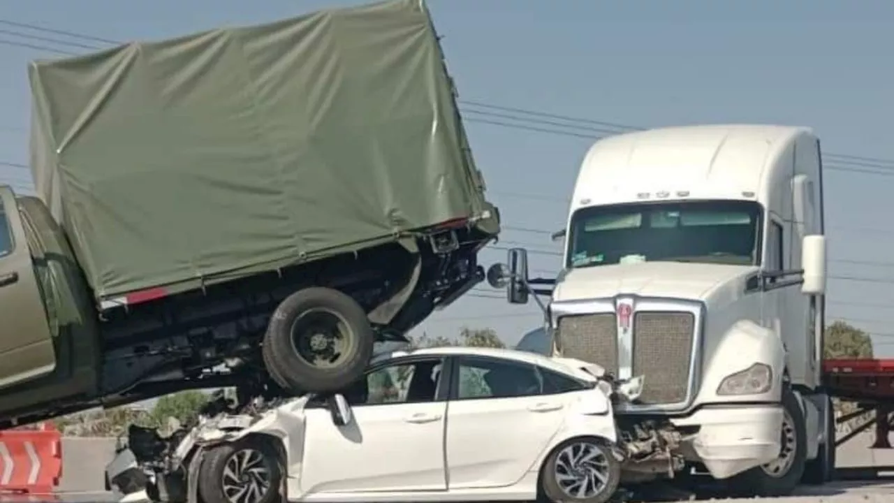 Volcadura de tráiler en Río de los Remedios suma 8 horas; maniobras afectan circulación en Periférico