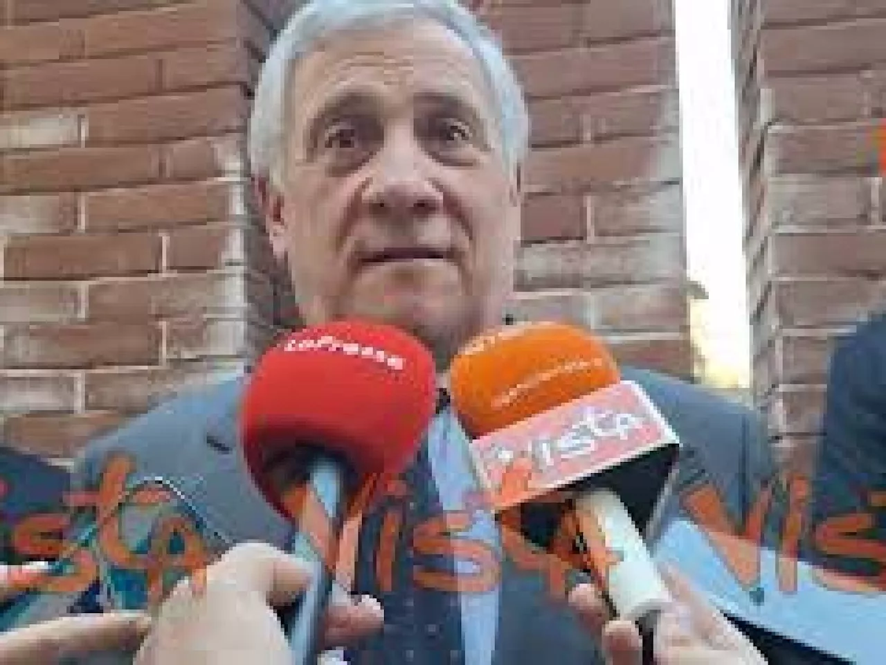 Tajani: 'Carcere per giornalisti per diffamazione proposta legittima che non condivido'