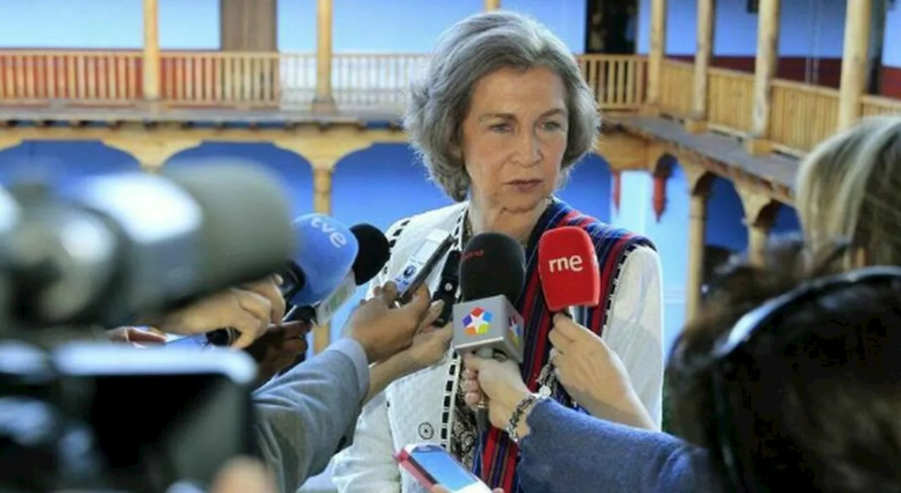 Sofia di Spagna ricoverata: la regina emerita è in ospedale, le sue condizioni. Juan Carlos: «Non vede l'ora d