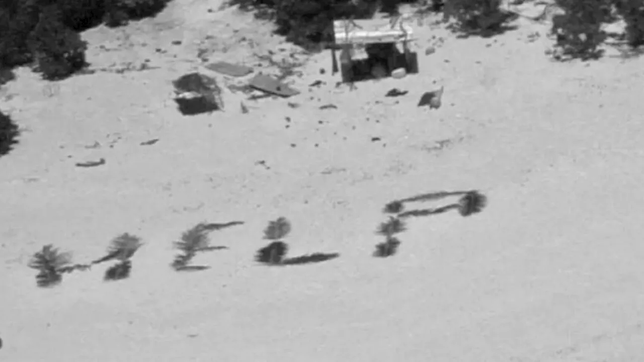 Hombres atrapados en una isla son rescatados después de escribir 'HELP' en la playa