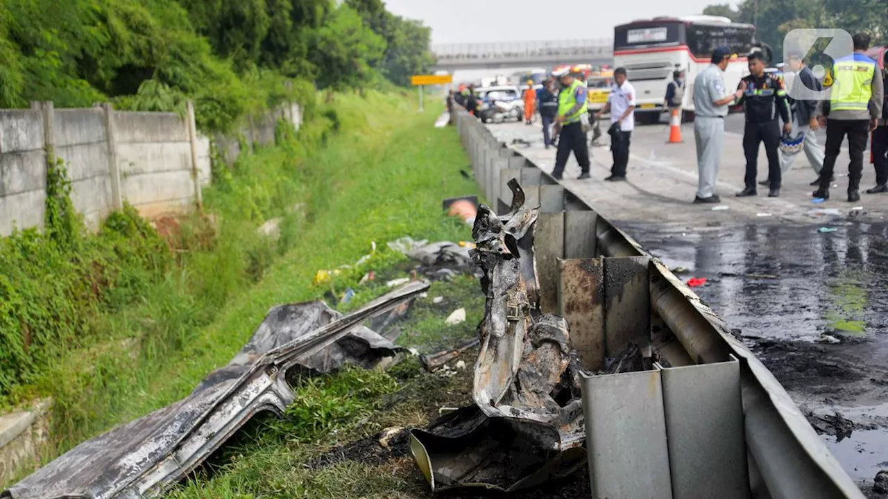 Top 3: Terkuak Penyebab Kecelakaan Maut Tol Cikampek KM 58