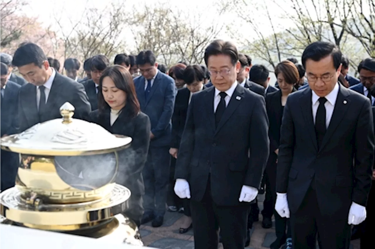 이재명·조국, 20분 간격으로 현충원 찾았지만 만남 불발, 왜?