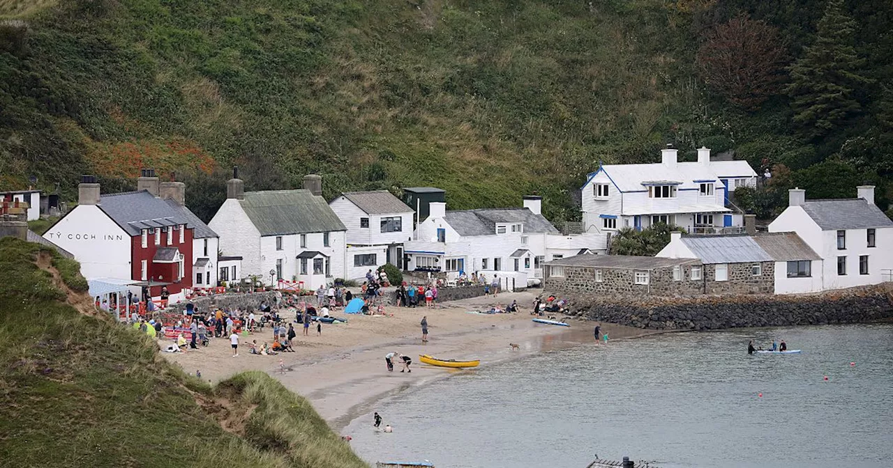 Tiny beach with a ‘world class’ pub worth the drive from Greater Manchester