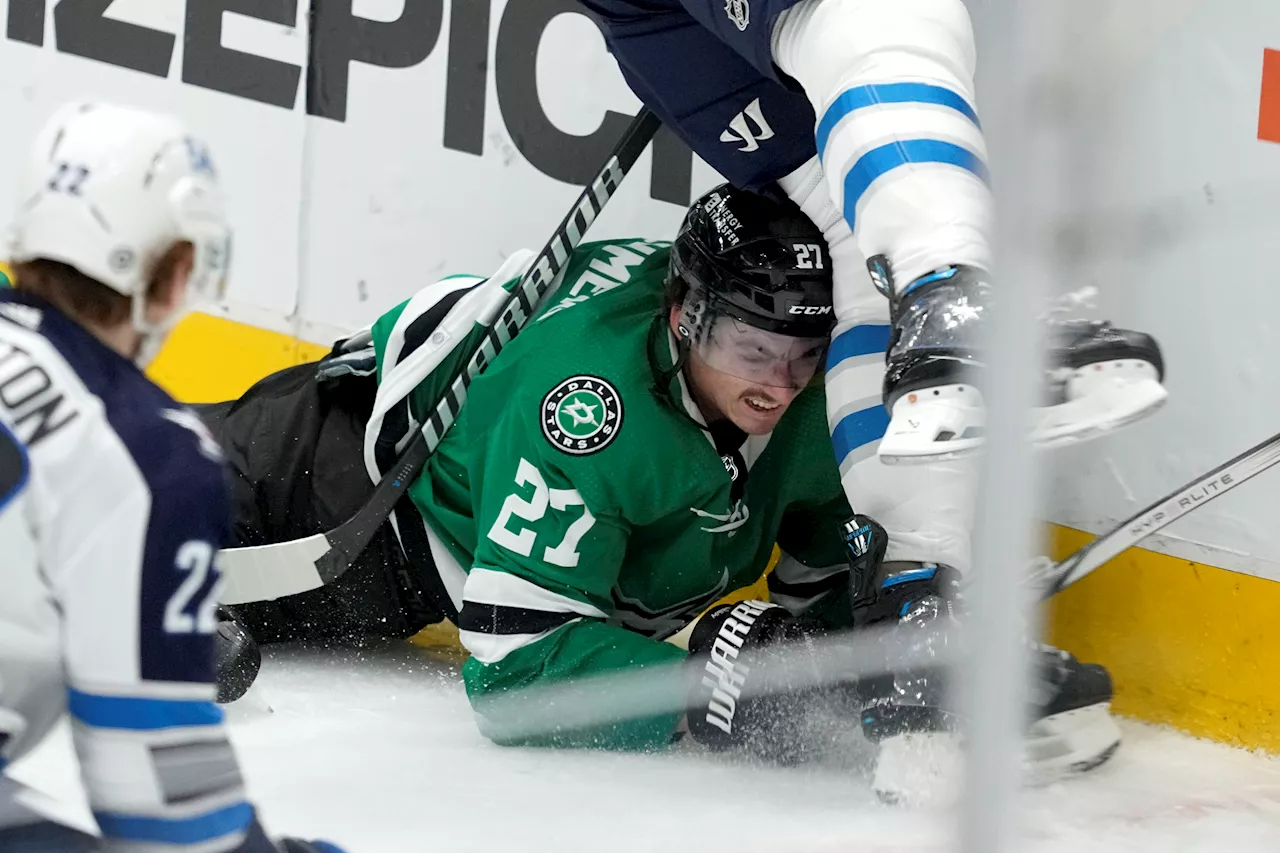 Jets' 3-0 win keeps Stars from clinching Central Division