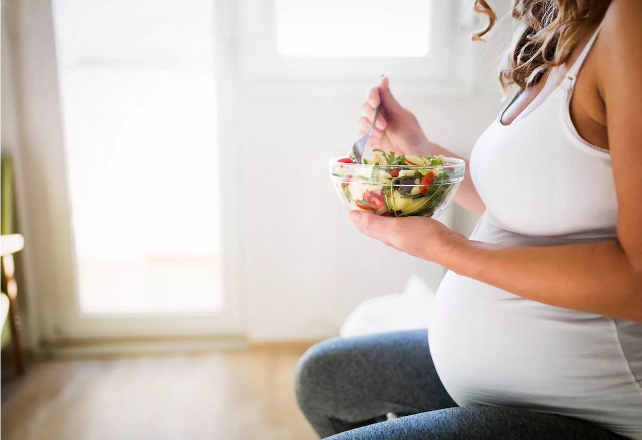 Eating Mediterranean-style during pregnancy linked to healthier moms and babies