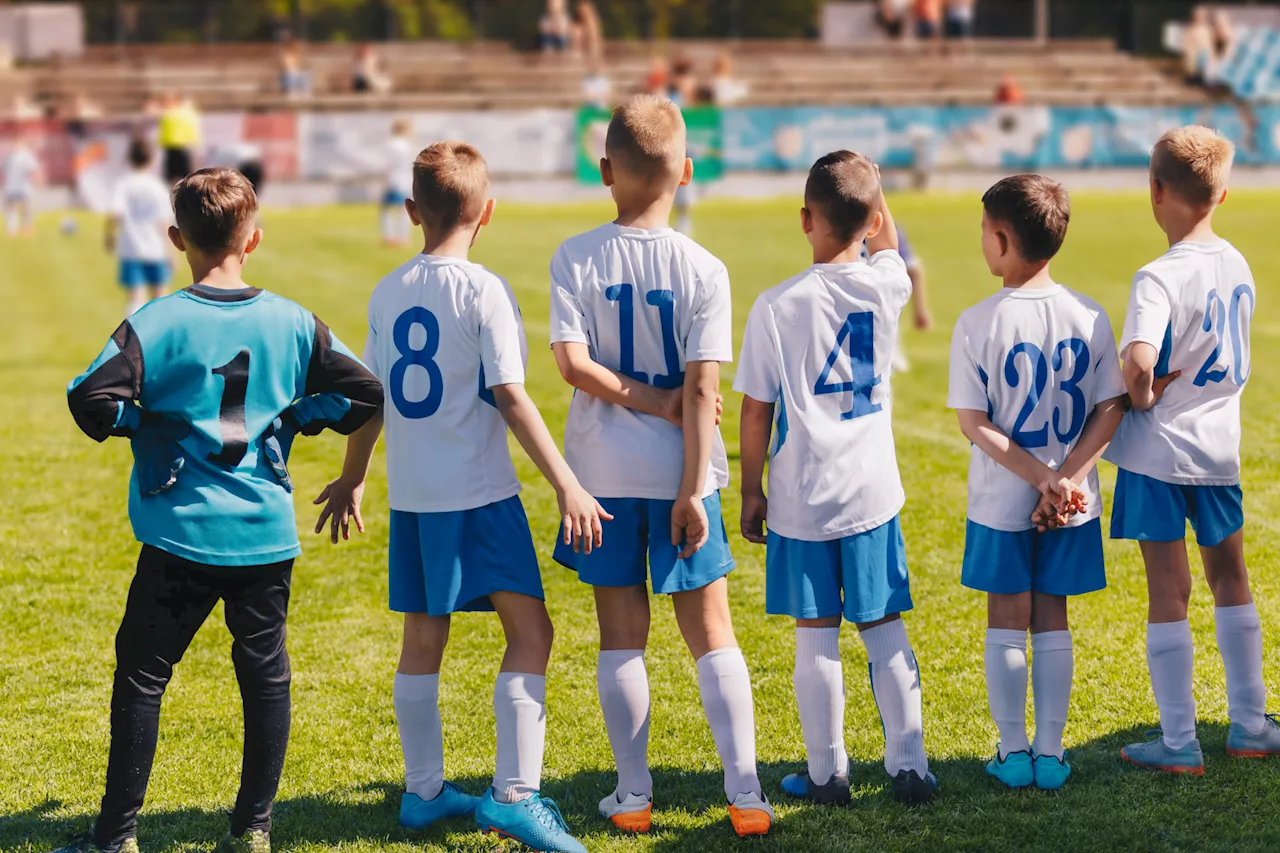 Parents' Behavior on the Sidelines Affects Children's Sports Experience