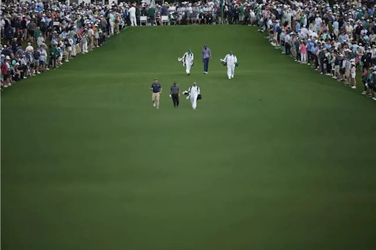 Bryson DeChambeau puts on a Masters clinic and takes a 1-shot lead over Scottie Scheffler