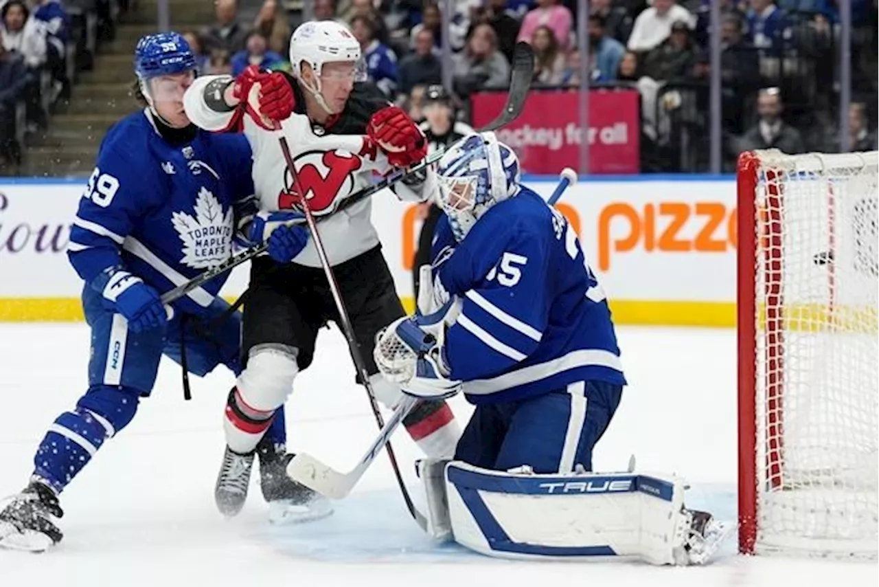Devils down Maple Leafs 6-5; Matthews scores two to reach 68 goals on the season