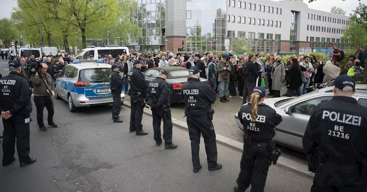 „Palästina-Kongress“ endet: Berliner Polizei noch im Einsatz