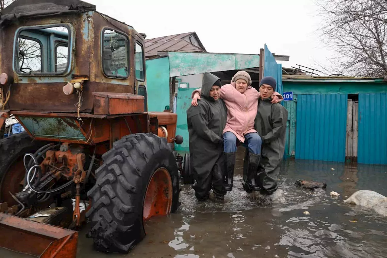 Mayor orders ‘mass evacuations’ in Russia flood city