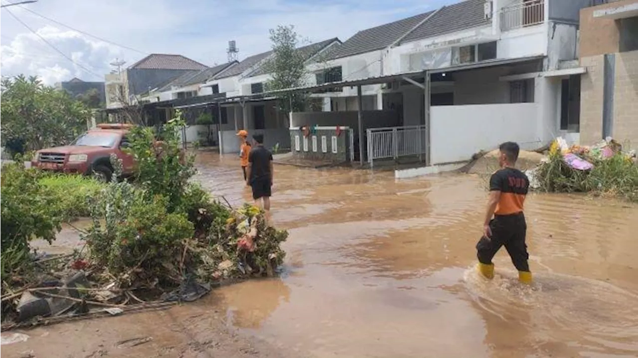 789 Rumah Terendam Banjir Setelah Kota Bandar Lampung Diguyur Hujan Jumat Dini Hari