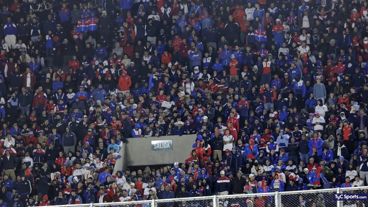 'El que no salta, se fue a la B': las cargadas de Nacional para River