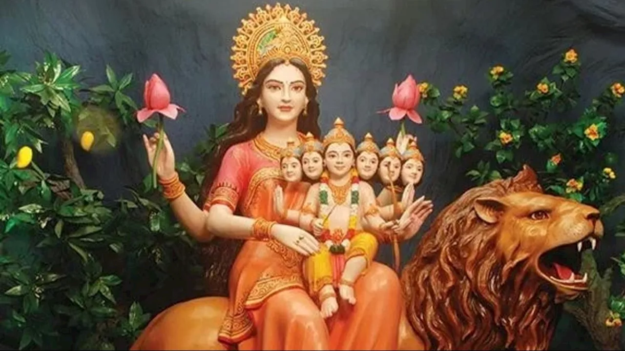 Chaitra Navratri 2024: नवरात्रि के पांचवें दिन करें स्कंदमाता की उपासना, जानें पूजन विधि और उपाय