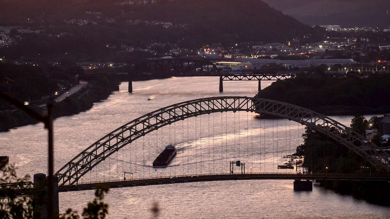 Pittsburgh Bridges Reopen After 26 Barges Break Loose on Ohio River