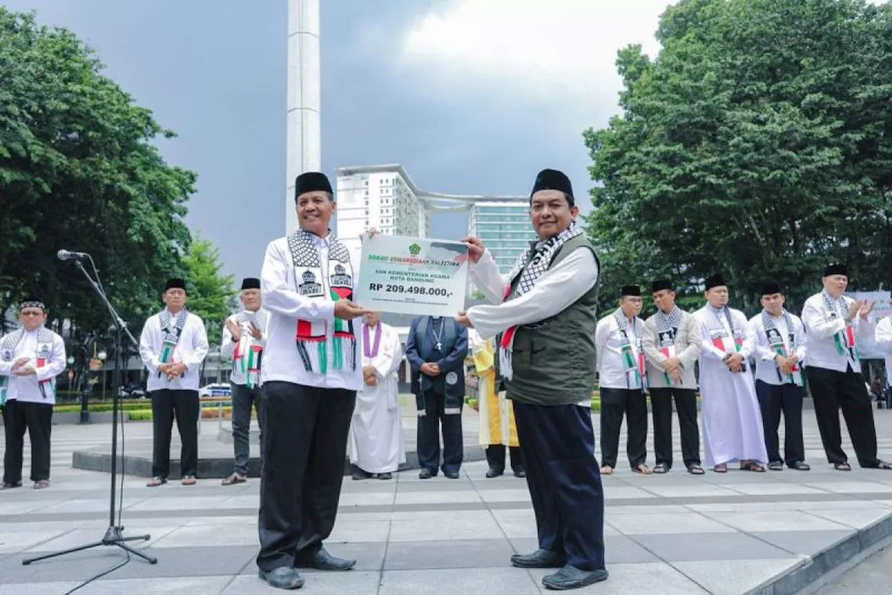 Baznas Kota Bandung Mengumpulkan Rp48 Miliar Zakat Fitrah pada Ramadhan