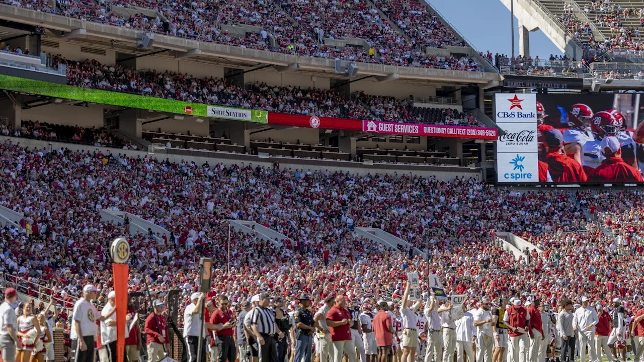 Alabama's Spring Game Draws Large Crowd