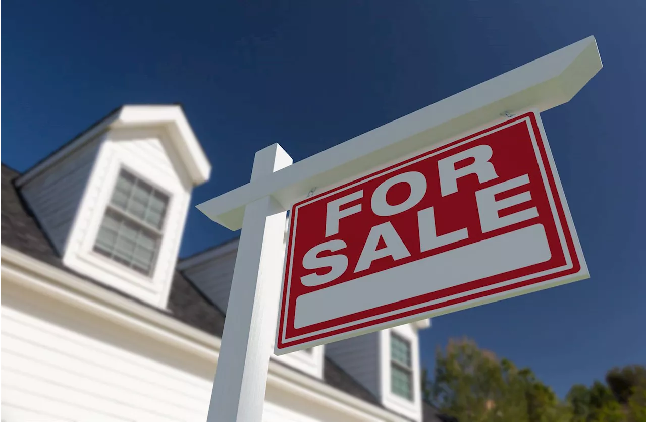  Buying or selling property when the interest rate is high