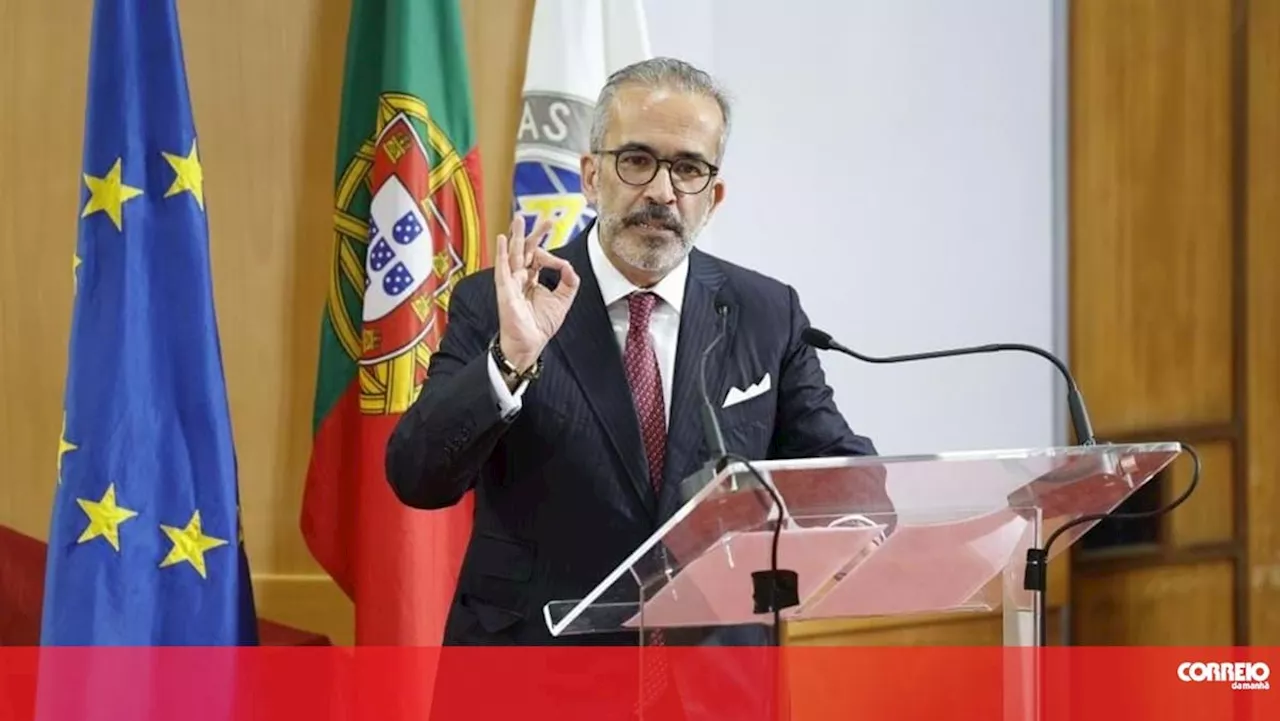 Paulo Rangel defende 'libertação imediata de navio' com bandeira portuguesa apreendida pelo Irão