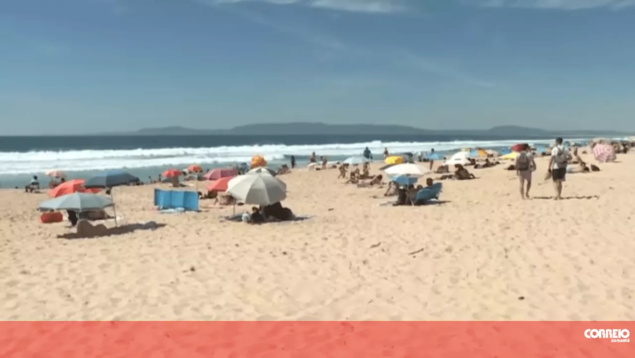 Três pessoas resgatadas na praia da Comporta