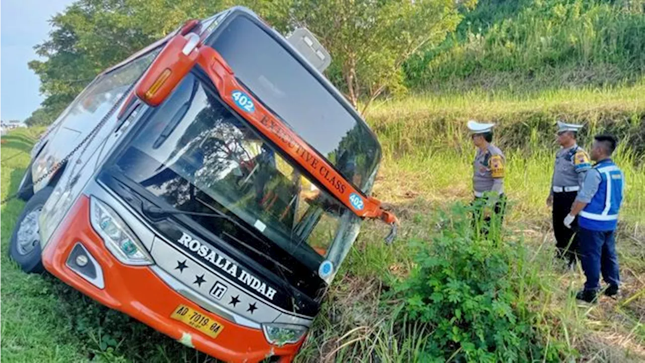 Polisi Bakal Periksa PO Rosalia Indah Soal Kecelakaan Bus Tol Batang