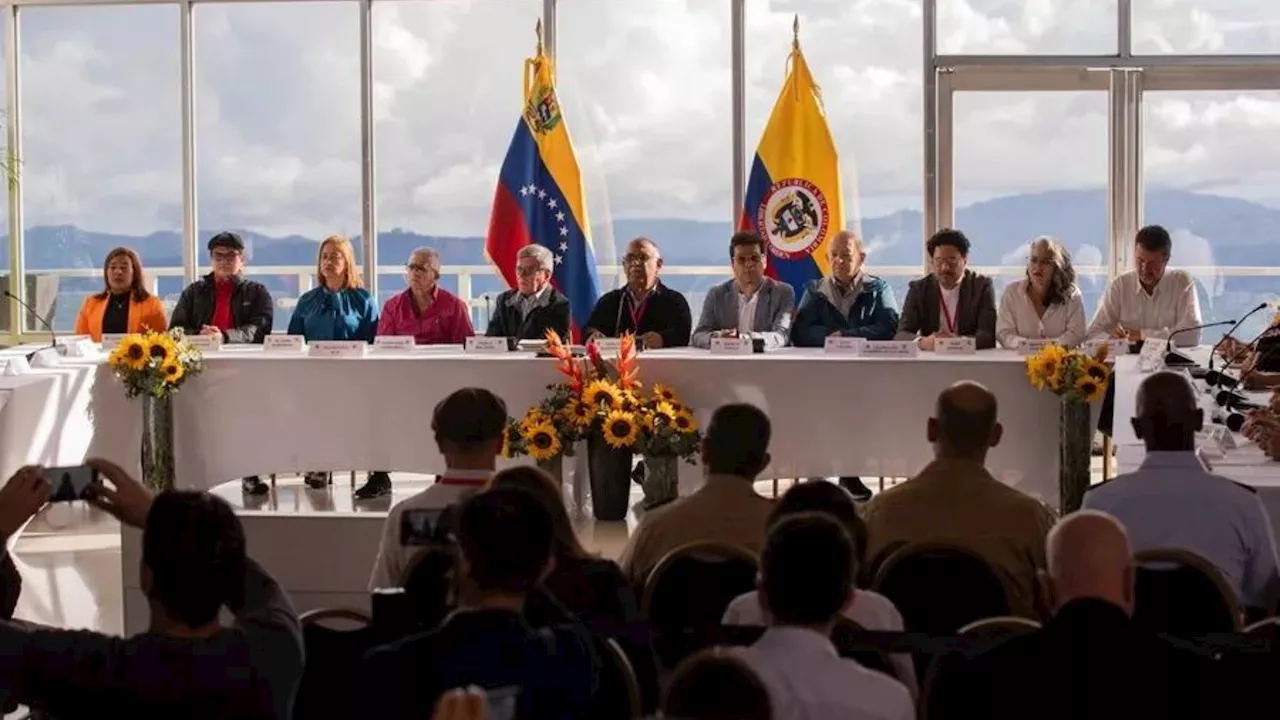 Gobierno y ELN dialogan con garantes antes de “ronda extraordinaria”