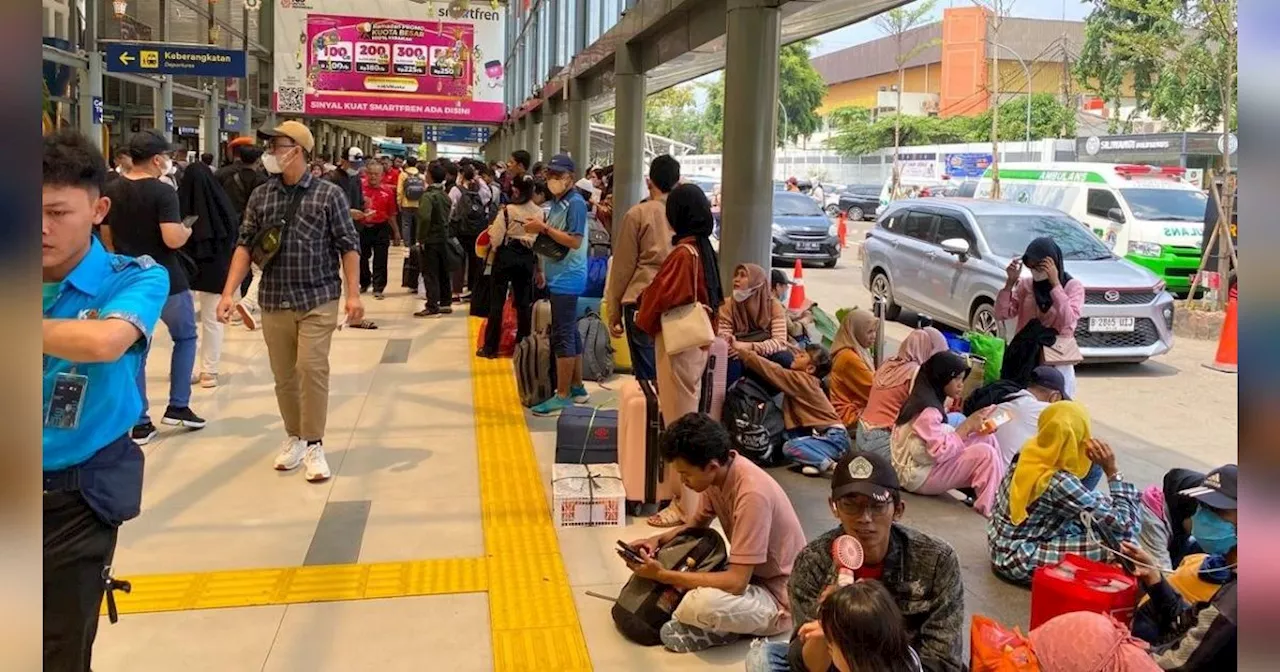 Hari Kedua Lebaran, 41.707 Penumpang KA Jarak Jauh Berangkat dari Jakarta