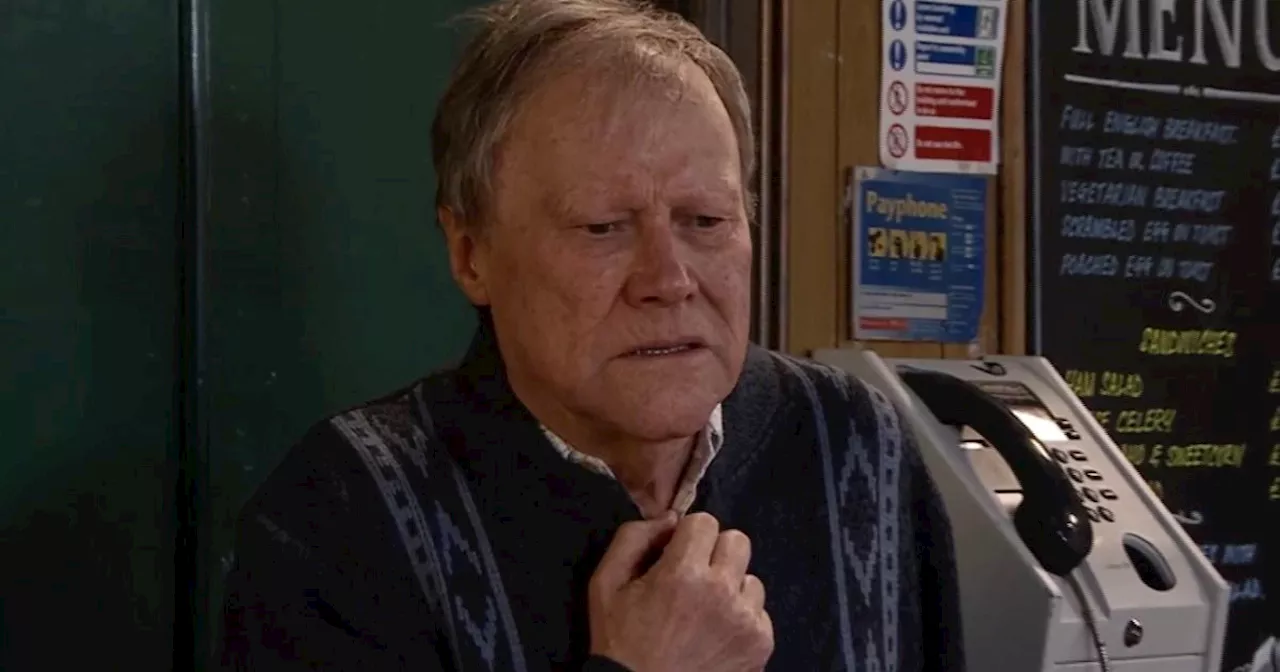 Roy’s privacy violated in Coronation Street as ‘murder trophies’ found