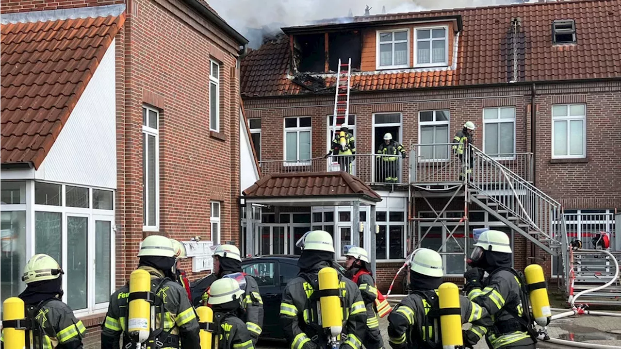 Feuer: Großeinsatz: Acht Menschen Bei Feuer In Wiesmoor Verletzt ...